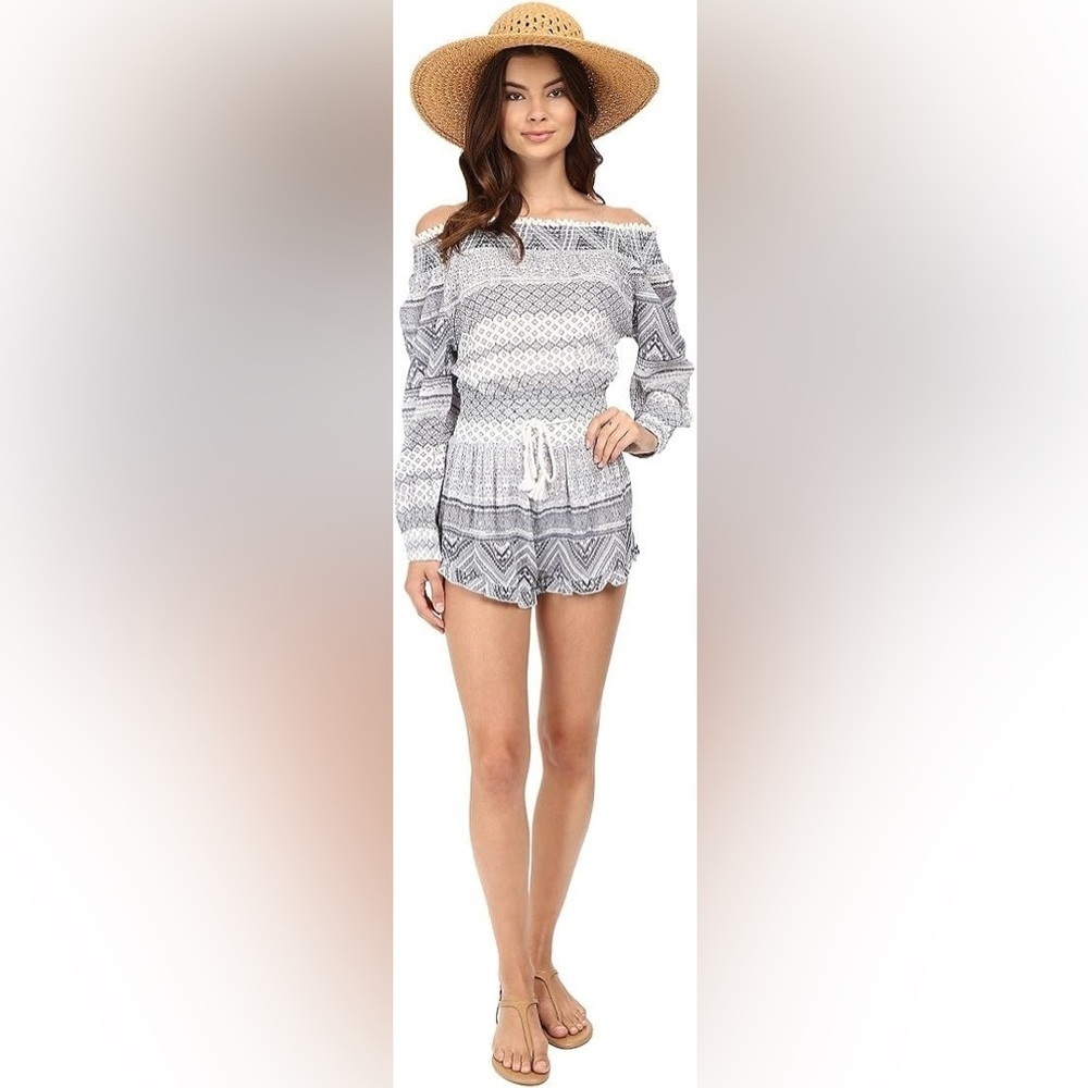 Rip Curl Blue and White Patterned Romper NWT Small - Picture 9 of 10
